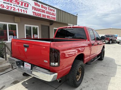 2005 Dodge Ram 1500 — rear three-quarter view