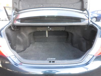 2013 Toyota Camry — photo 27 view