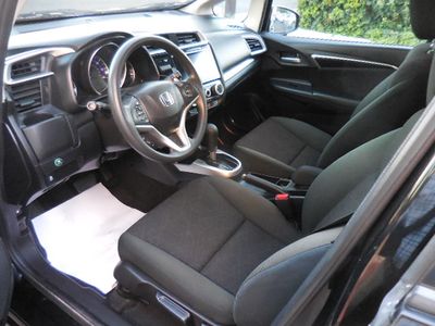 2016 Honda Fit — photo 11 view