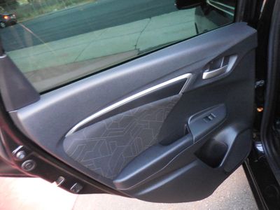 2016 Honda Fit — photo 17 view