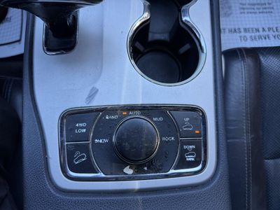 2014 Jeep Grand Cherokee — photo 27 view