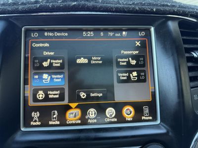 2014 Jeep Grand Cherokee — photo 23 view