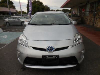 2013 Toyota Prius Four — photo 8 view