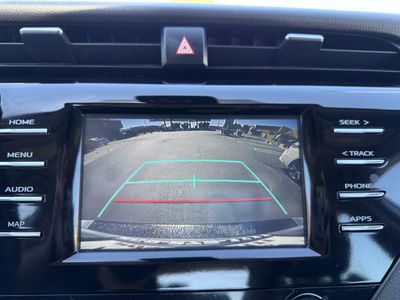 2019 Toyota Camry — photo 17 view