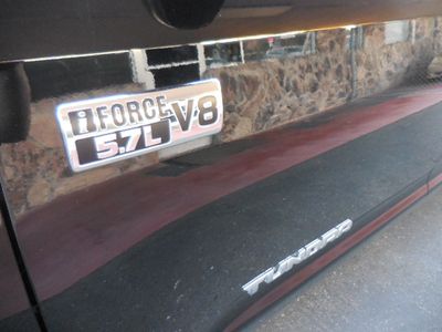 2018 Toyota Tundra — photo 11 view