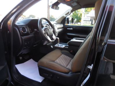 2018 Toyota Tundra — photo 13 view