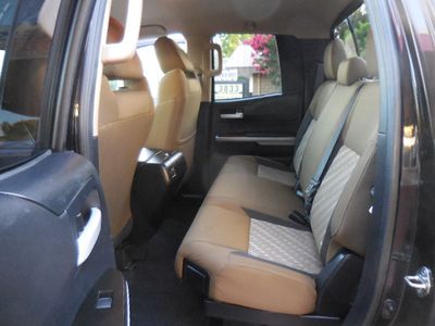 2018 Toyota Tundra — photo 15 view