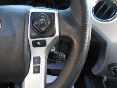 2018 Toyota Tundra — photo 18 view