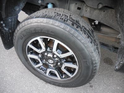 2018 Toyota Tundra — photo 29 view