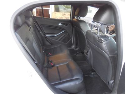 2016 Mercedes-Benz GLA — photo 15 view