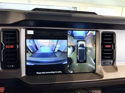 2024 Ford Bronco — photo 15 view