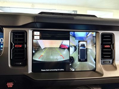 2024 Ford Bronco — photo 16 view