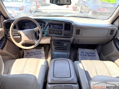 2002 GMC Yukon — photo 16 view