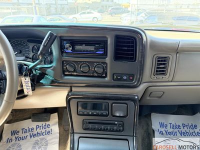 2002 GMC Yukon — photo 21 view