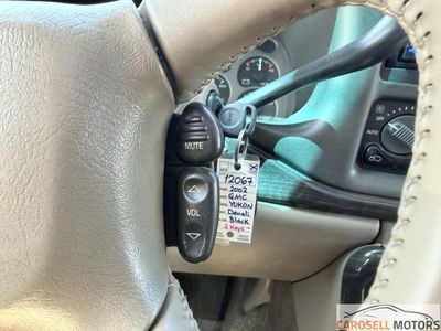 2002 GMC Yukon — photo 19 view