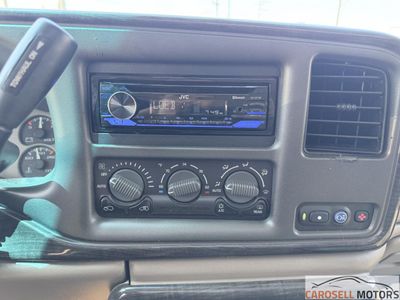 2002 GMC Yukon — photo 22 view