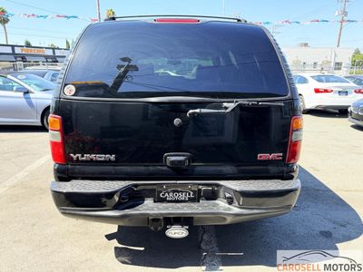 2002 GMC Yukon — photo 7 view
