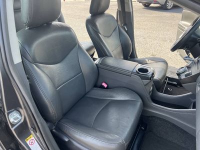 2012 Toyota Prius-v — photo 11 view