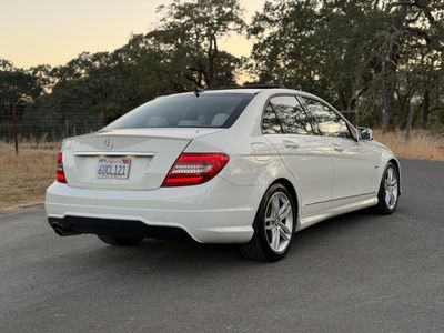 2012 Mercedes-Benz C-Class — photo 9 view