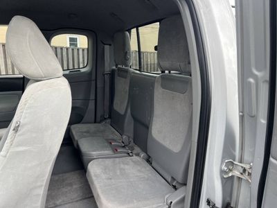 2010 Toyota Tacoma — photo 10 view