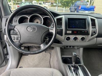 2010 Toyota Tacoma — photo 21 view
