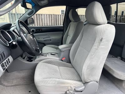 2010 Toyota Tacoma — photo 9 view
