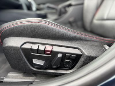 2013 BMW 3 Series — photo 24 view