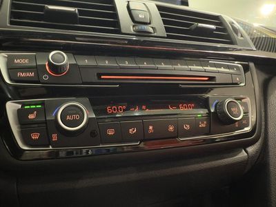 2016 BMW M4 — photo 18 view