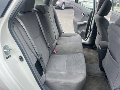 2011 Toyota Prius — photo 10 view