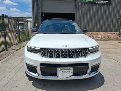 2023 Jeep Grand Cherokee L — side profile view