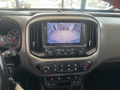 2016 Chevrolet Colorado LT — photo 14 view