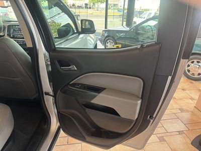2016 Chevrolet Colorado LT — photo 19 view