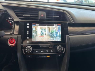 2018 Honda Civic — photo 12 view