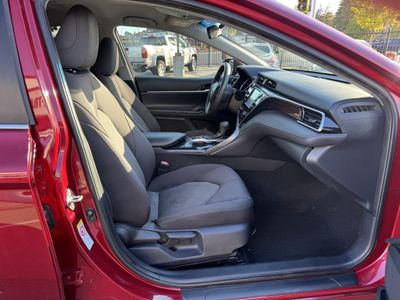 2018 Toyota Camry Hybrid — photo 23 view