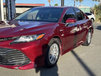 2018 Toyota Camry Hybrid — photo 26 view