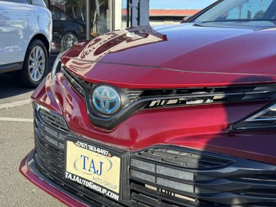 2018 Toyota Camry Hybrid — photo 25 view
