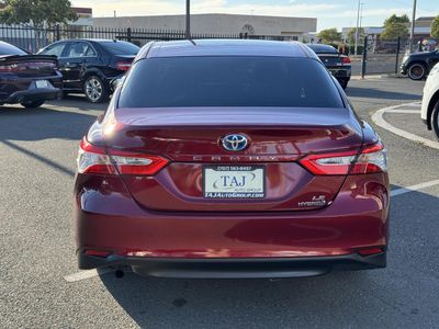 2018 Toyota Camry Hybrid — photo 30 view