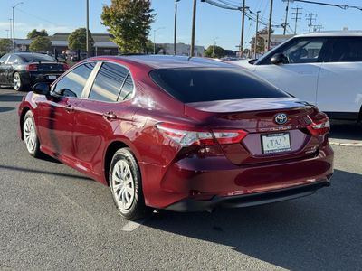 2018 Toyota Camry Hybrid — interior view