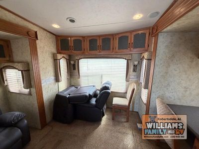 2011 Coachmen Brookstone - Photo 5