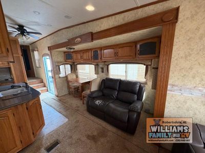 2011 Coachmen Brookstone - Photo 6