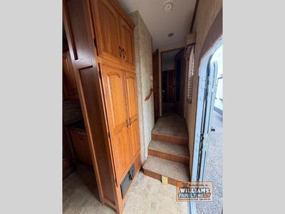 2011 Coachmen Brookstone - Photo 12