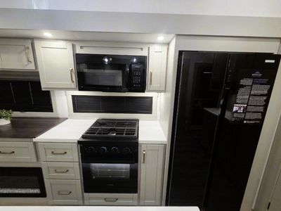 2026 Brinkley RV Model Z - Photo 10
