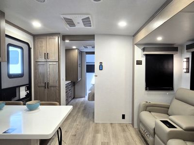2026 Rockwood Signature - Photo 8