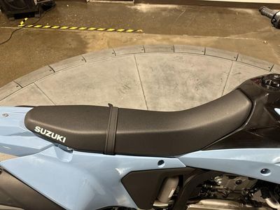 2025 Suzuki DR-Z4SMM5 - Photo 11