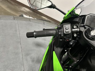 2026 Kawasaki Ninja ZX-6R - Photo 14