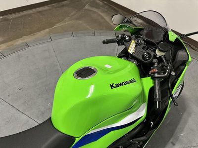 2026 Kawasaki Ninja ZX-6R - Photo 15