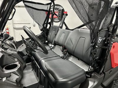 2025 Honda Pioneer 1000 Deluxe - Photo 11