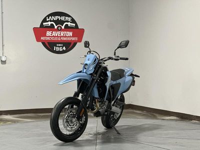2025 Suzuki DR-Z4SMM5 - Photo 3