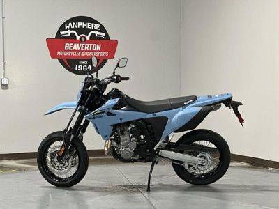 2025 Suzuki DR-Z4SMM5 - Photo 9