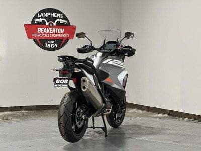 2024 KTM 1290 Super Adventure S - Photo 4